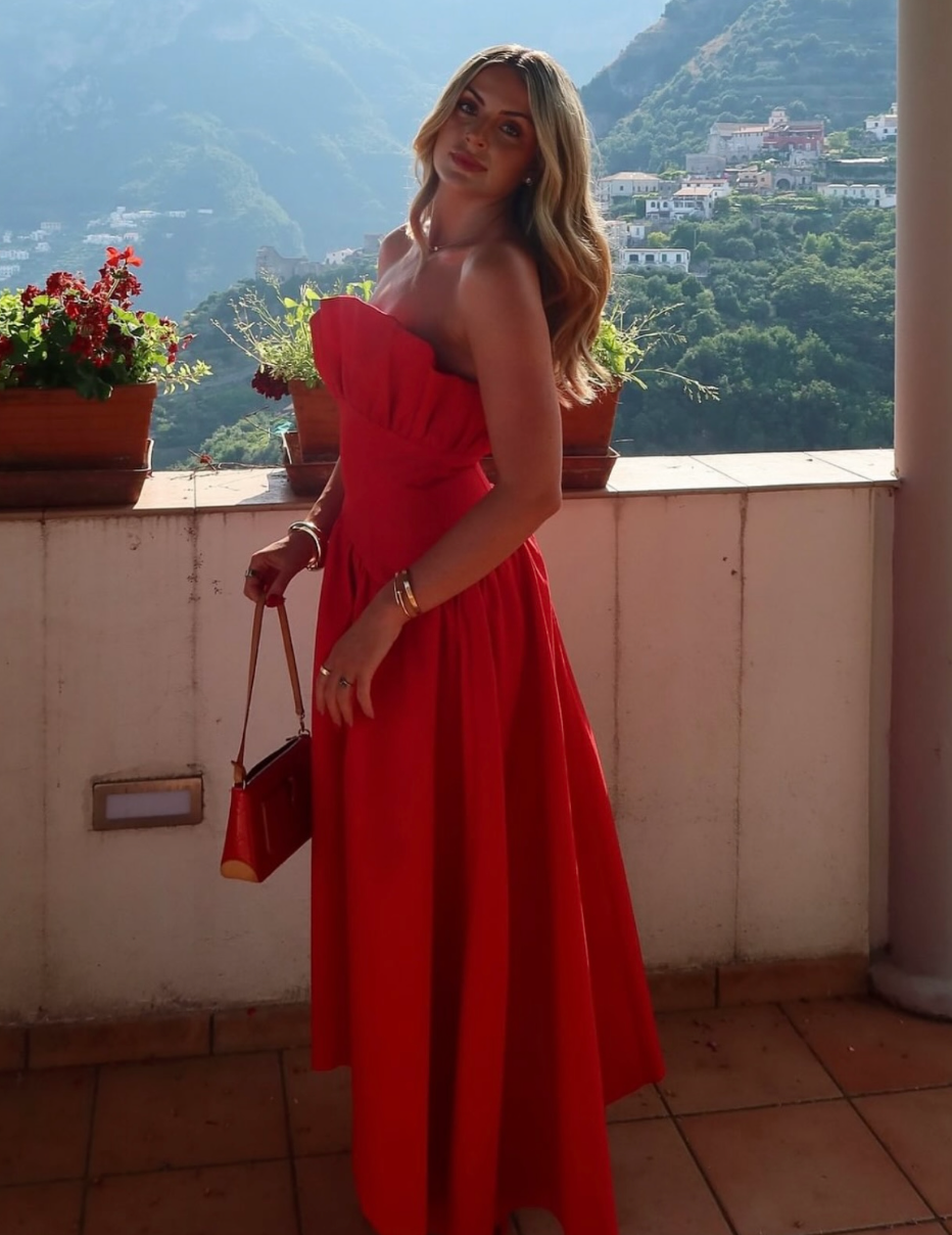 Elliatt Laurel Gown