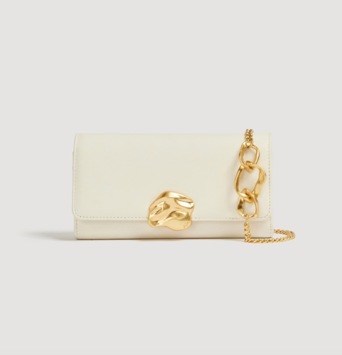 AJE Isla Clutch